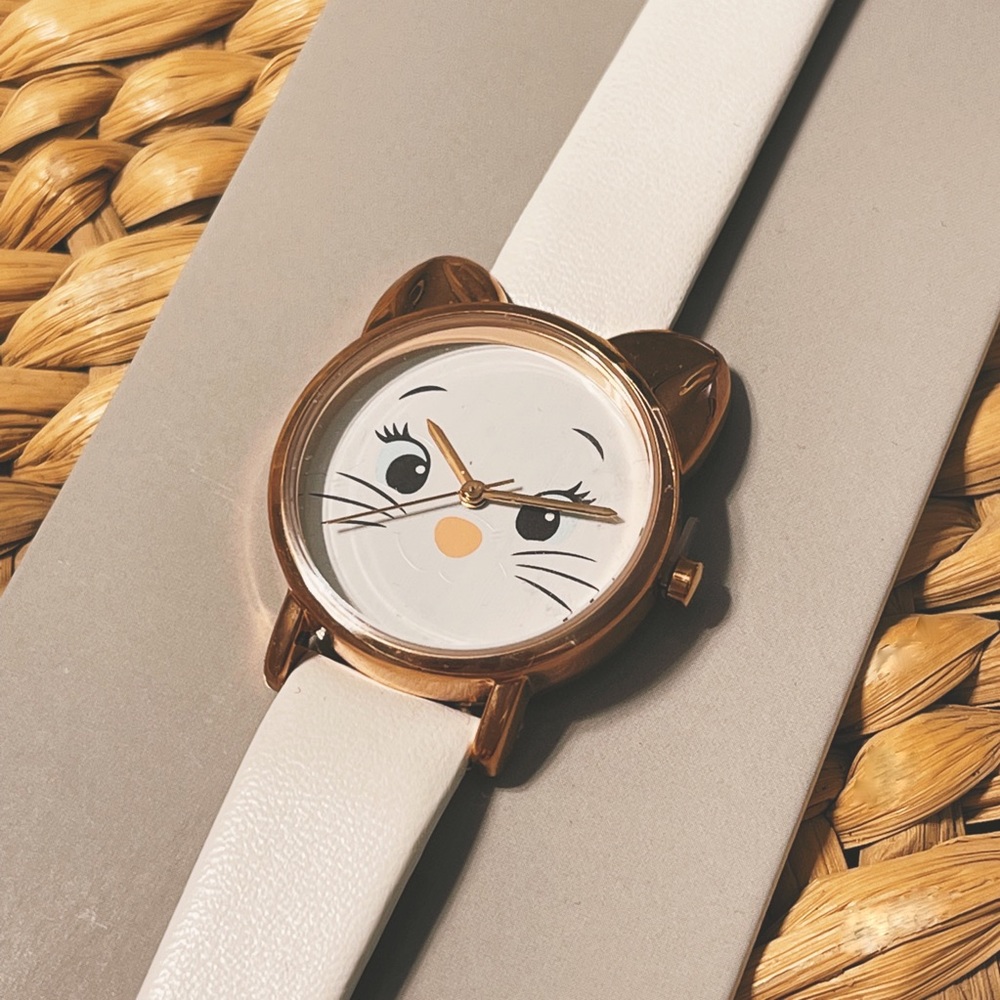 Disneyland Paris Marie Face Watch
